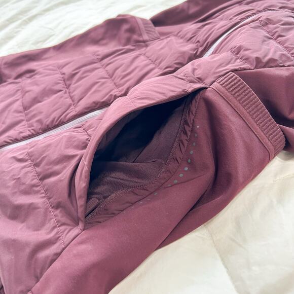 Lululemon Athletica Down For It All Vest Maroon Women’s Size 6 Goose Down Puffer - Picture 11 of 11